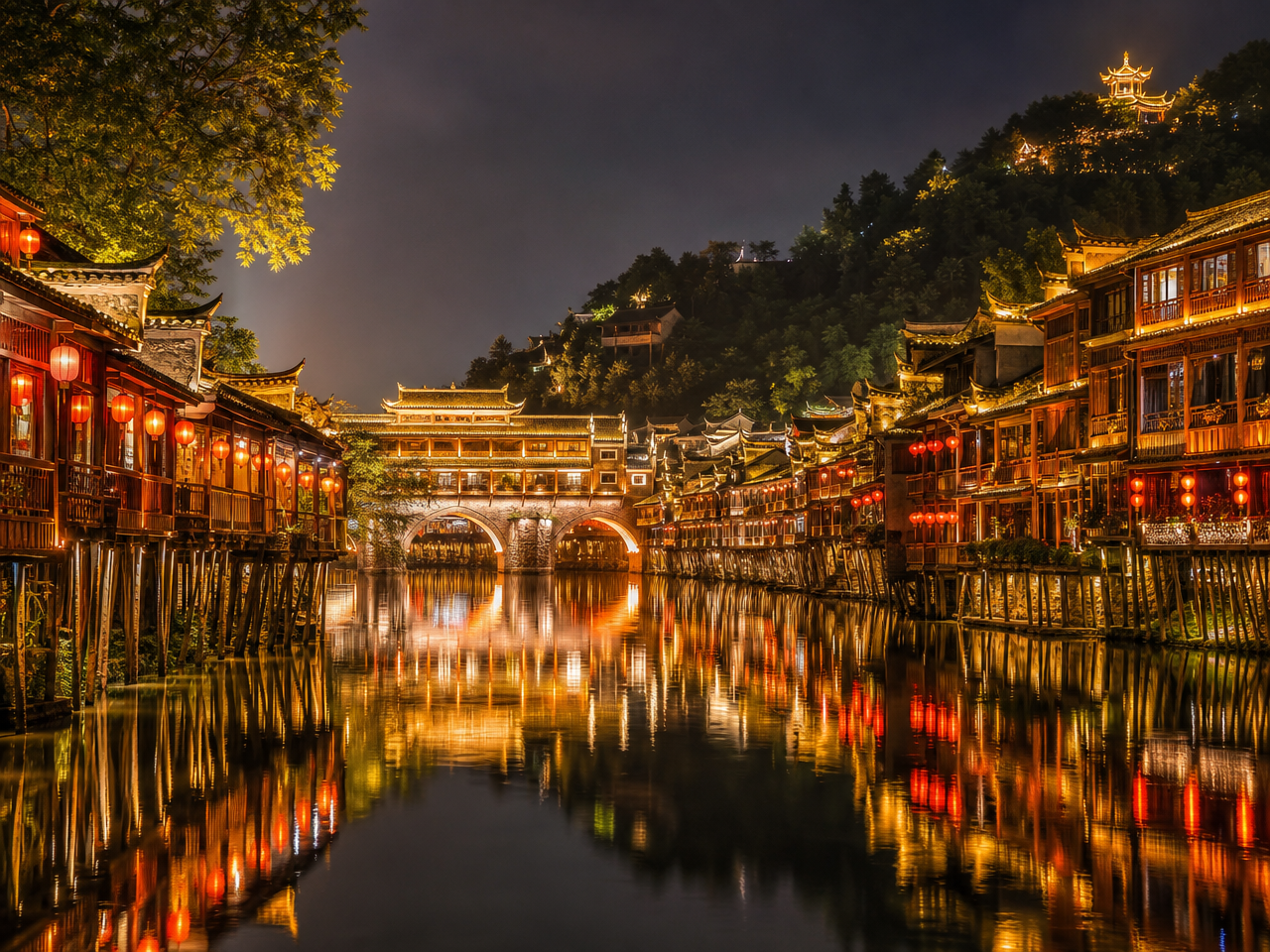 凤凰古城